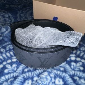 Men’s Louis Vuitton Belt Size 34